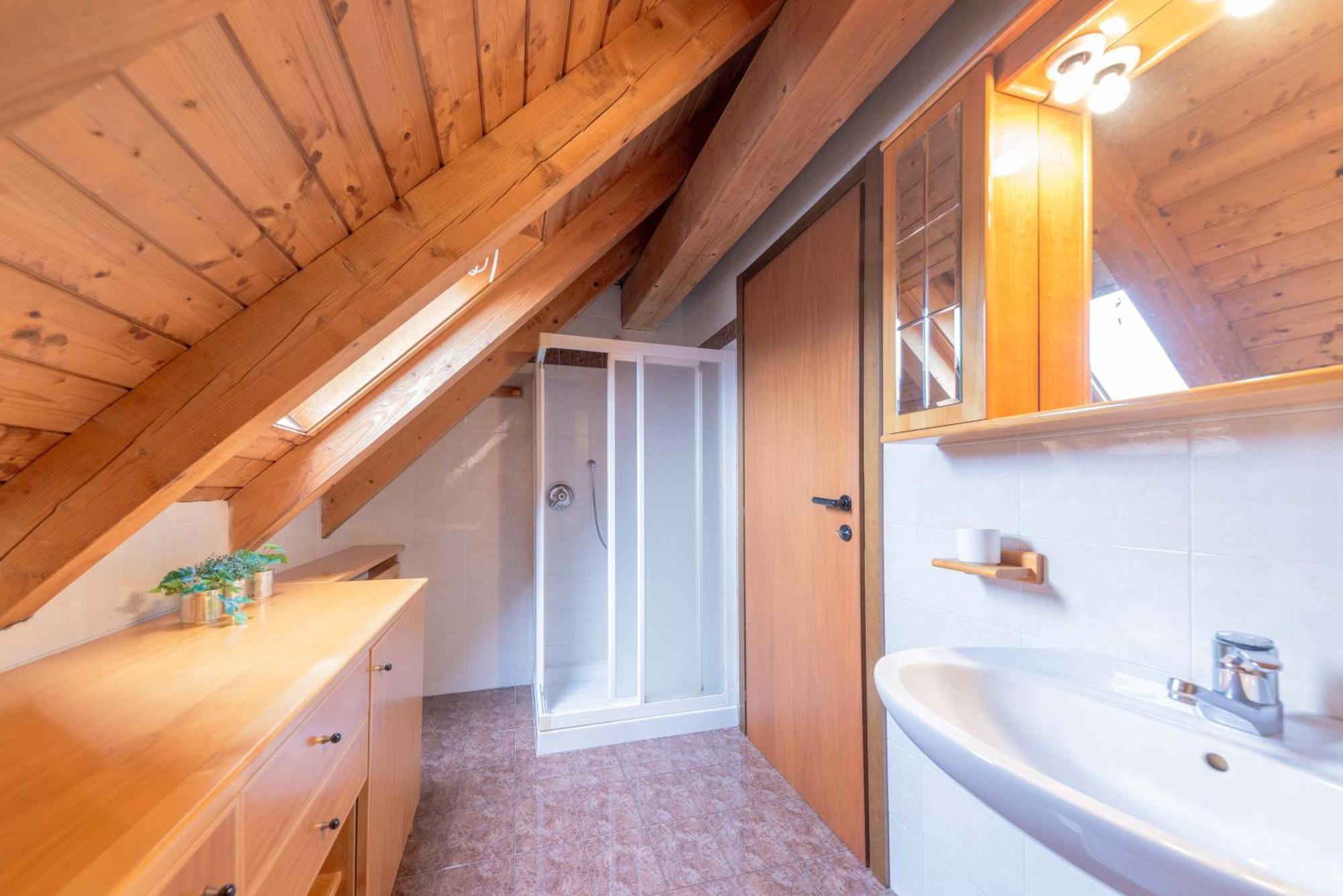 Comano Vacanze Appartamenti Comano Terme Luaran gambar