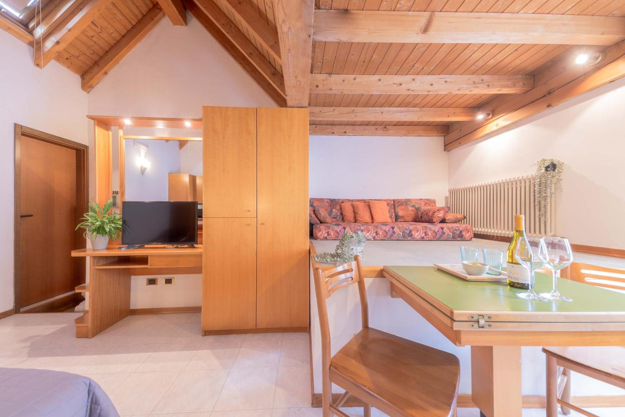 Comano Vacanze Appartamenti Comano Terme Luaran gambar